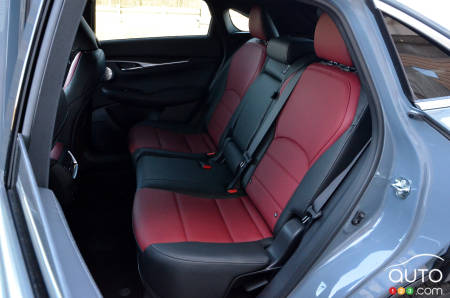 Infiniti QX55 2022, deuxième rangée